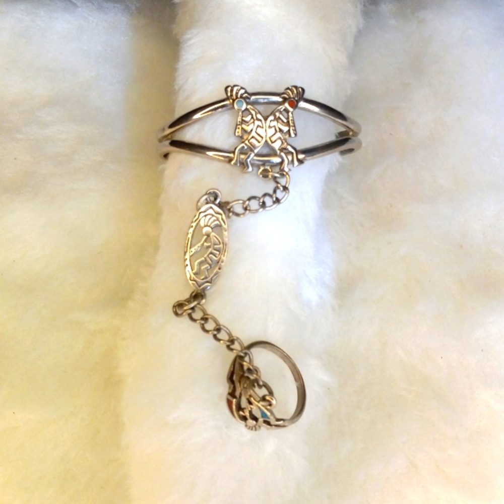 Waldeck Johnson Native Kokpelli Cuff and Attached Ring🌲🌲BLACK FRIDAY DEAL